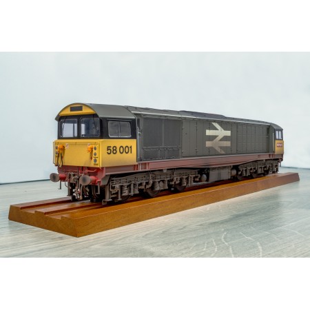 Heljan O Gauge Class 58 - Class 58 001